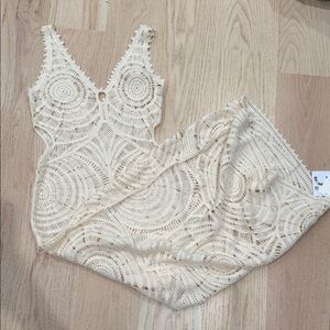 Commense Cream Lace Chemise